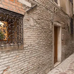 Ca D'oro Apartment