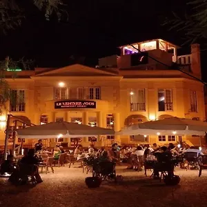 https://t5-grand-townhouse-old-village.hotelaalgarve.com